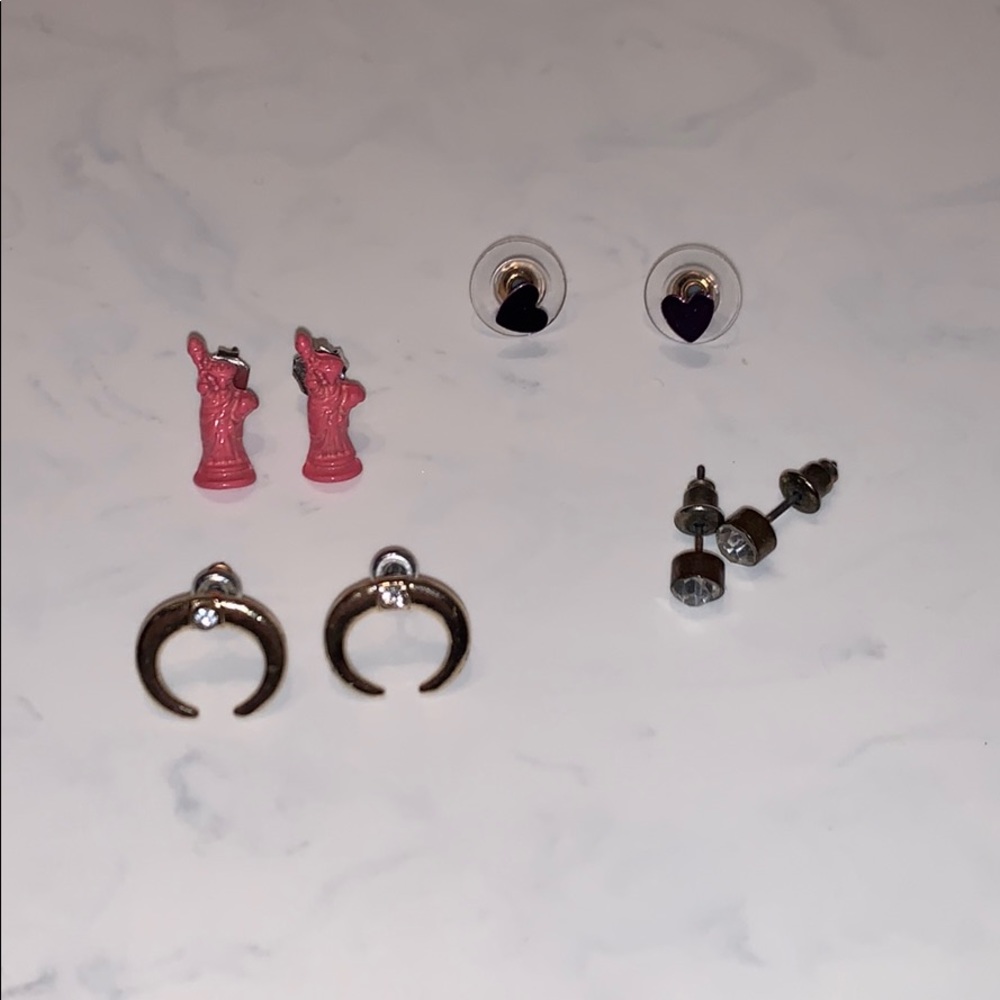 ๐๐ Earring Bundle ๐๐ - Picture 2 of 4